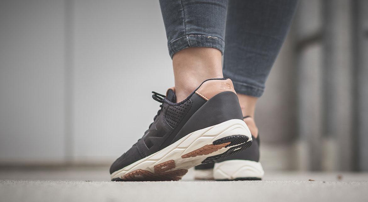 New Balance WRT96 B 